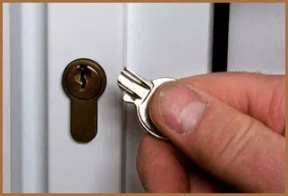 City Locksmith Shop Pearland, TX 281-915-1523 - 5-broken-key